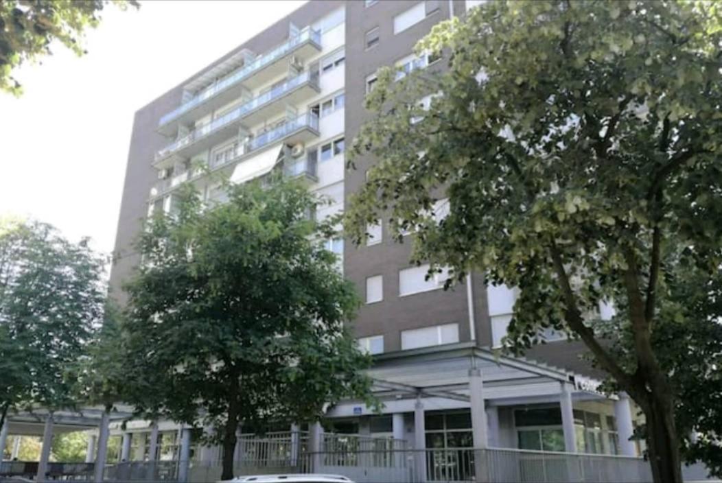 Danube Pearl Belgrado Exterior foto