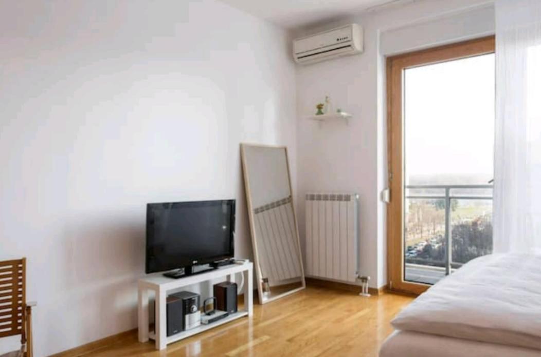 Danube Pearl Belgrado Exterior foto